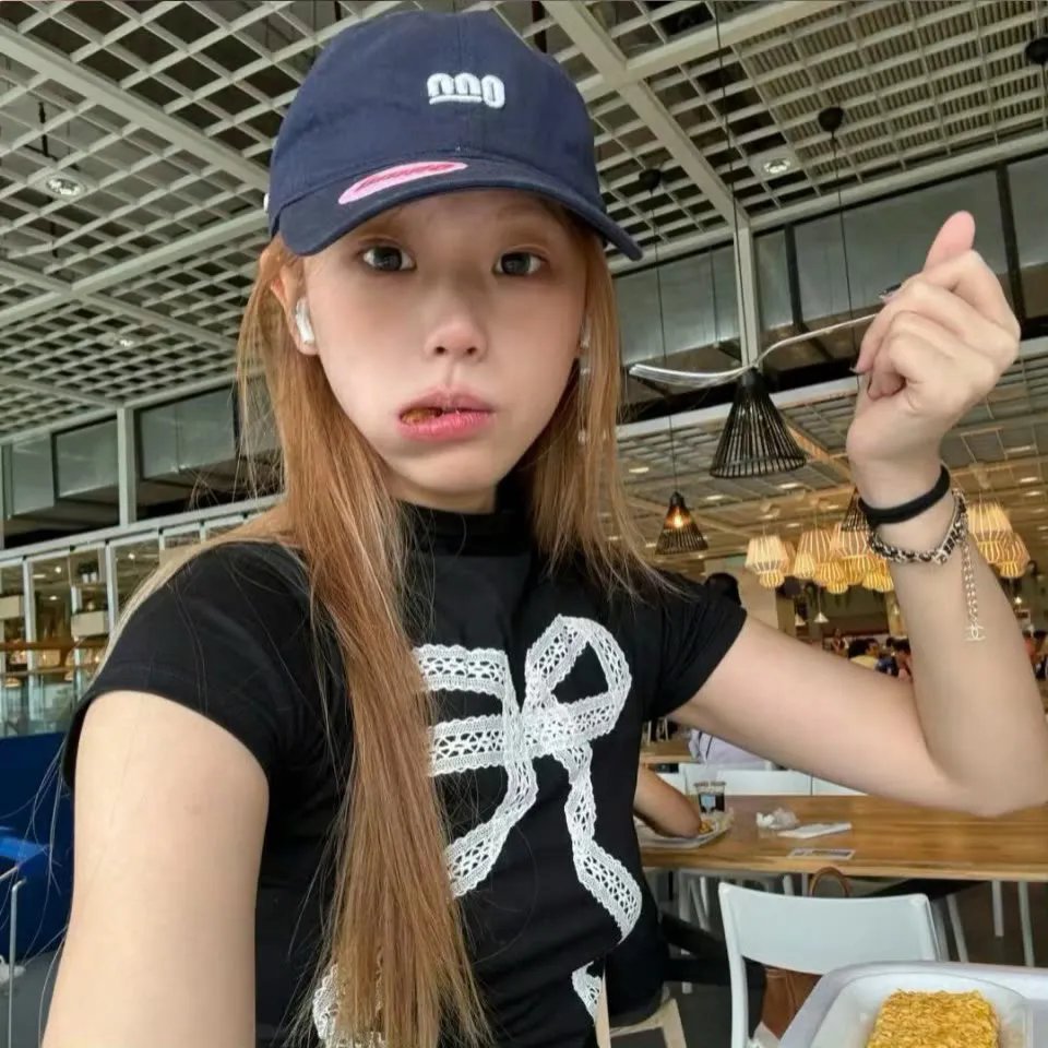 大小姐才不会玩格斗游戏